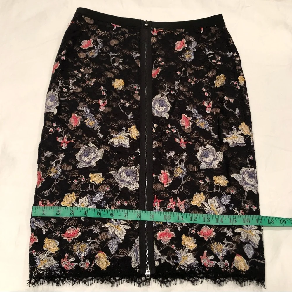 BCBG MAX AZRIA IRISA Pencil Skirt Size M - Picture 8 of 11